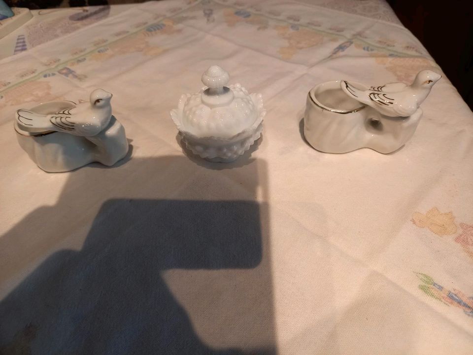 Porzellanwaren in Waldbronn