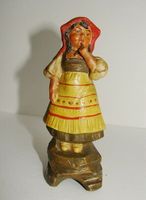 Schöne antike Figur, Keramikfigur, Motiv Rotkäppchen, handbemalt. Baden-Württemberg - Königsbach-Stein  Vorschau