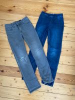 2 H&M Jeans 134 140 grau blau skinny Hosen Jeggings Friedrichshain-Kreuzberg - Friedrichshain Vorschau