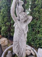 Statue / Figur mit Wasserspiel Brunnen aus Stein Schwer Höhe 95cm Baden-Württemberg - Jestetten Vorschau