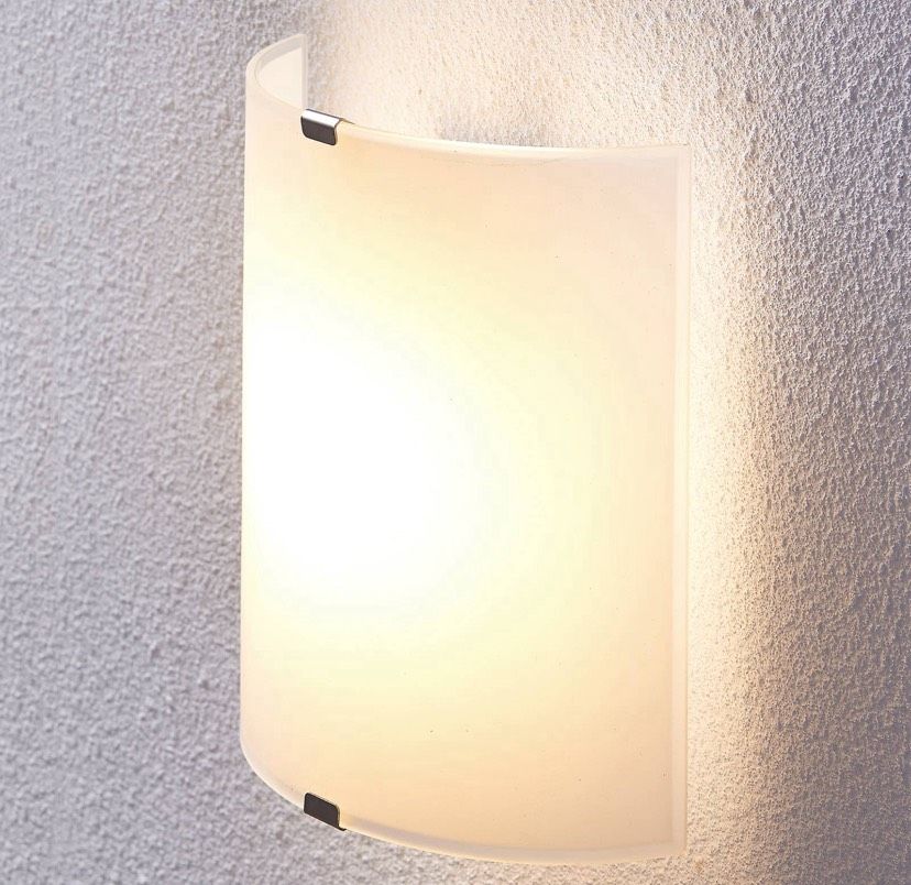 NEU Lindby wand Lampe Leuchte Licht weiß Glass Strahler Zimmer in Villingen-Schwenningen