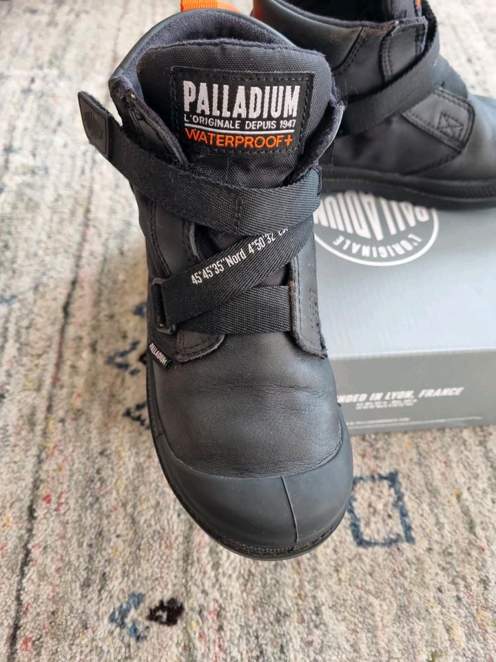 Palladium Pampa HI Cuff in Eningen