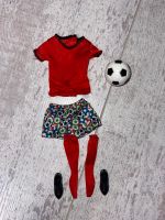 Barbie Fußball Fashion, Ball, Trikot, Stutzen, Schuhe Nordrhein-Westfalen - Wermelskirchen Vorschau