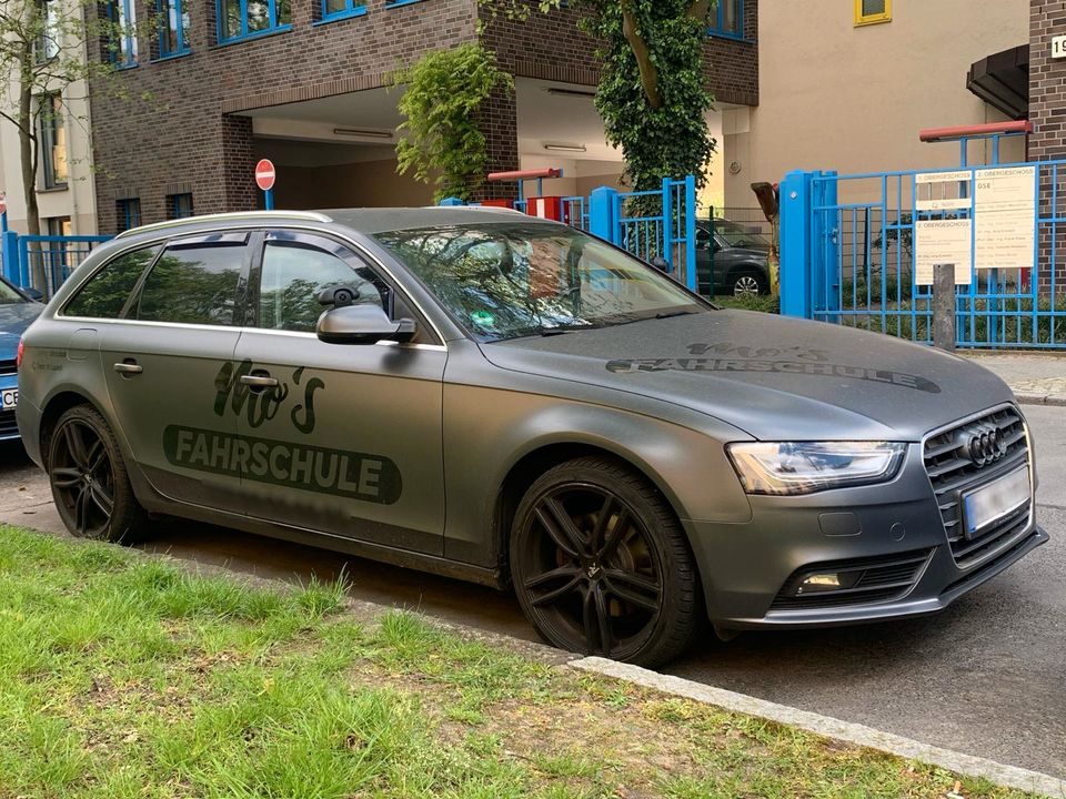 Audi A4 Avant B8, Diesel, Automatik, Fahrschulauto, gebraucht in Berlin