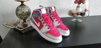 Nike Air Jordan 1 Hyper Fuchsia Köln - Seeberg Vorschau