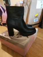 Stiefeletten mit Absatz Berlin - Mitte Vorschau