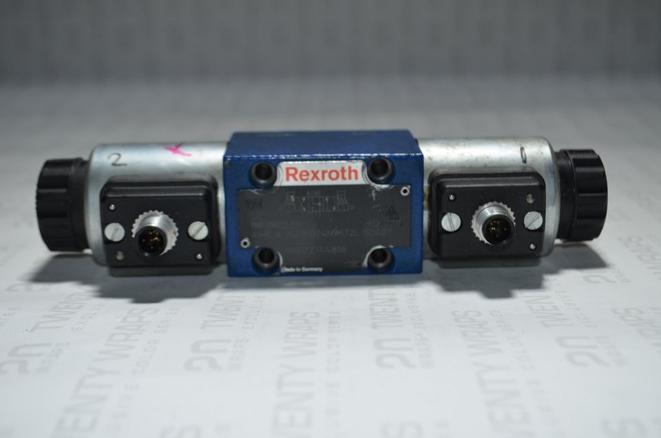 4/3-Wegeventile, (Bosch-Rexroth) E-Kolben, 24 V= in Salach