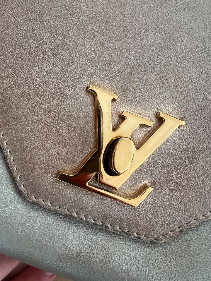 Louis Vuitton Handtasche in Frankfurt am Main