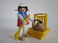 RAR! Playmobil Klicky 3374 MARKTFRAU MIT STEIGEN 1977 Niedersachsen - Oldenburg Vorschau