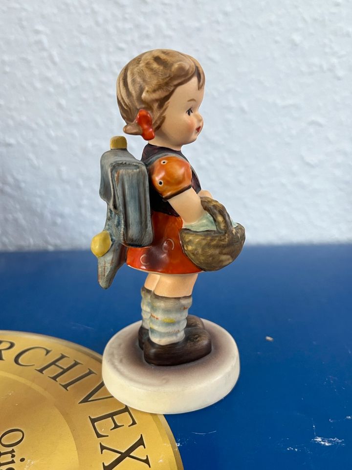 Goebel Hummel Figur, 81 2/0 „Erster Schulgang Mädchen“ TOP in Dobin am See