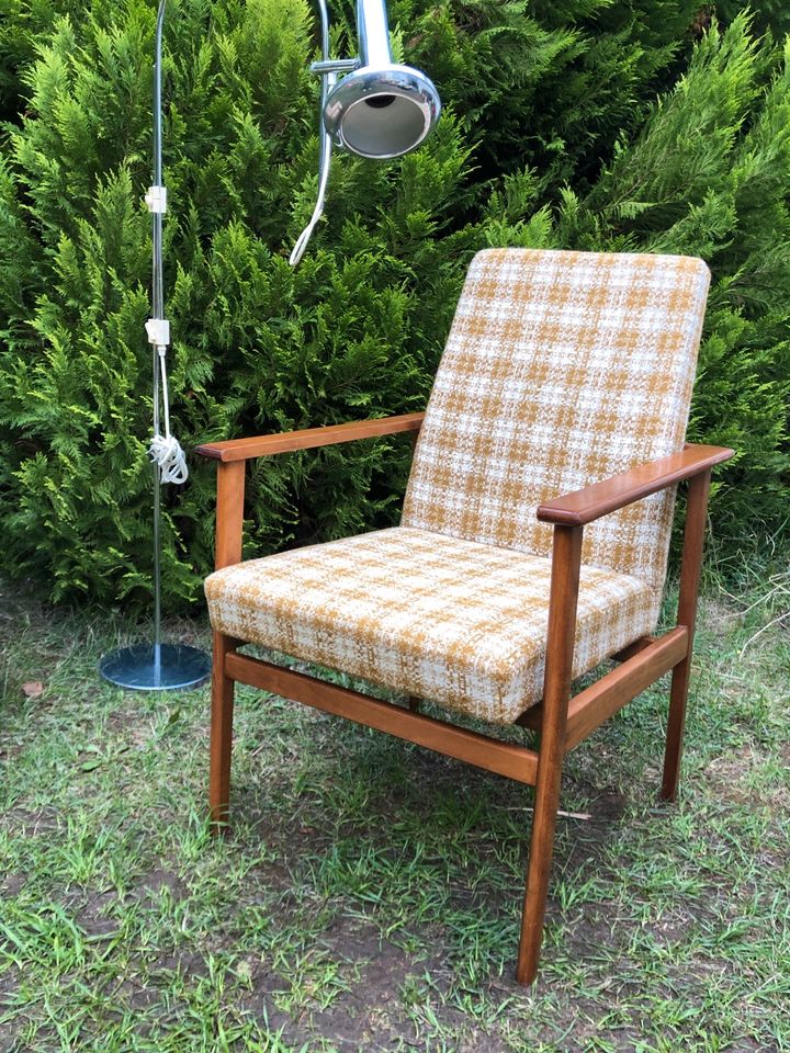 Mid-Century Sessel Armchair Armlehnenstuhl gelb Teak Vintage 60er in Trier