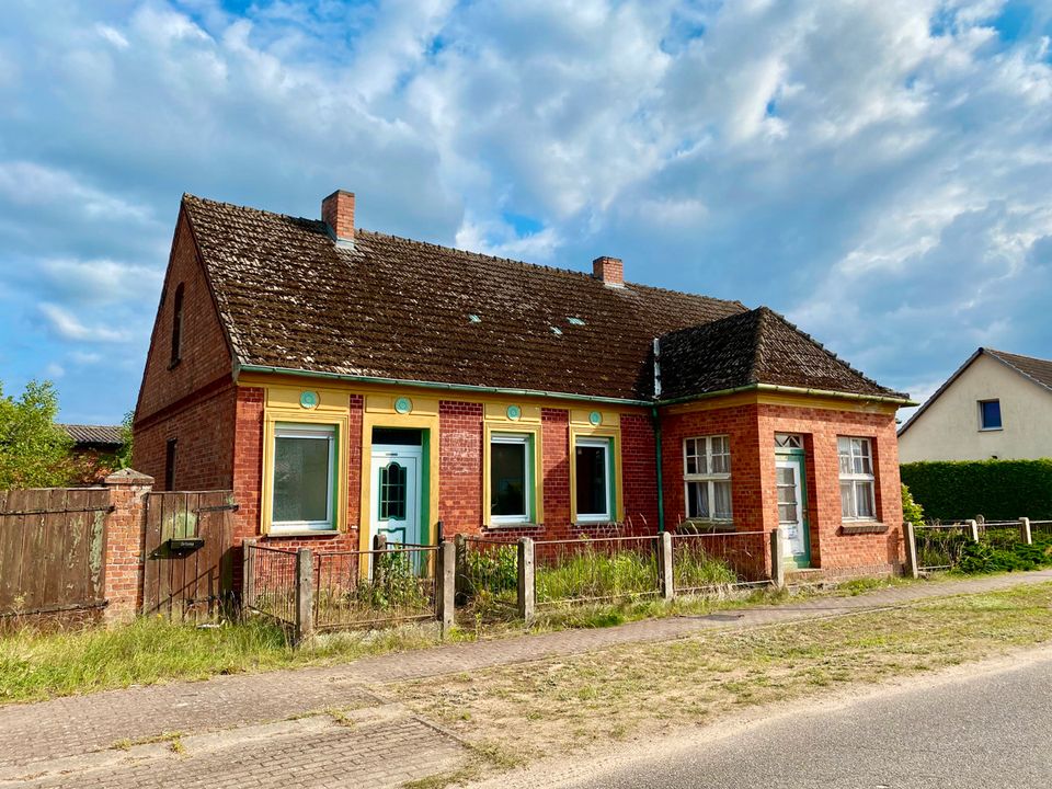 HORN IMMOBILIEN ++ 2.000 m² Grundstück + stark sanierungsbedürftiges Haus bei Jatznick in Jatznick