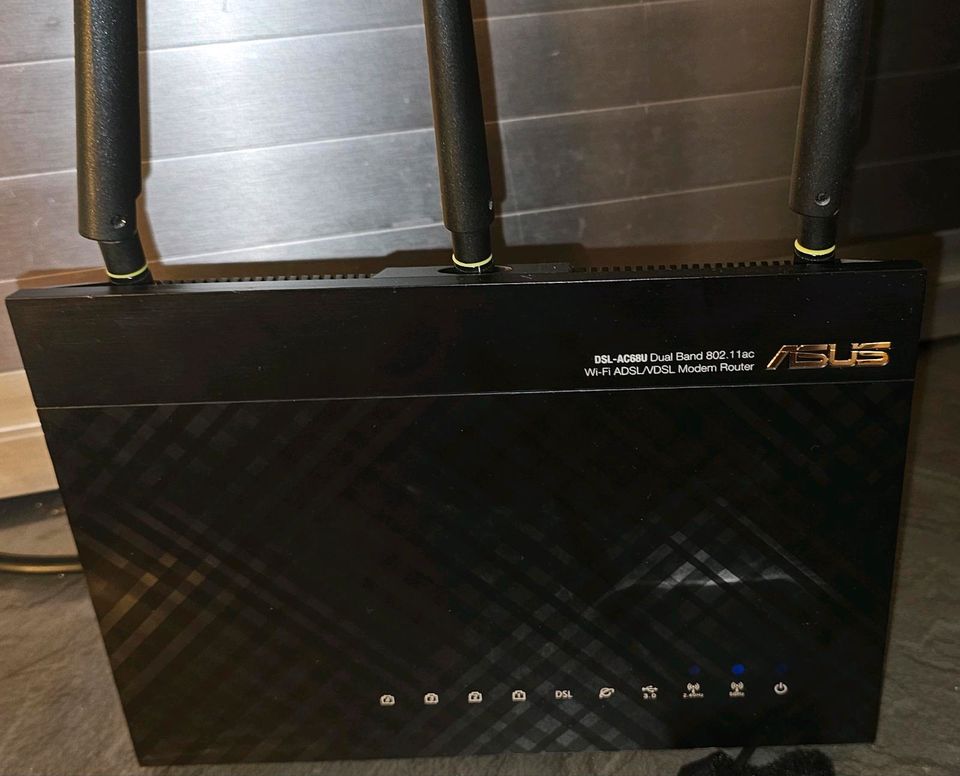 ASUS DSL-AC68U 1.9 Gbps Wi-Fi Router in Meißen