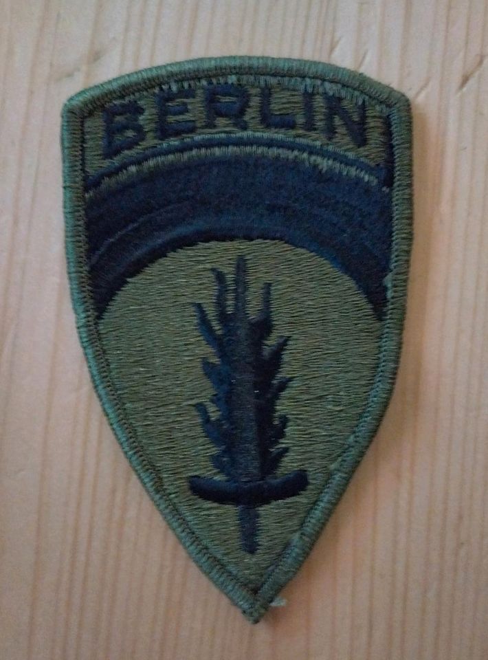 US ARMY BERLIN BRIGADE PATCH in Berlin