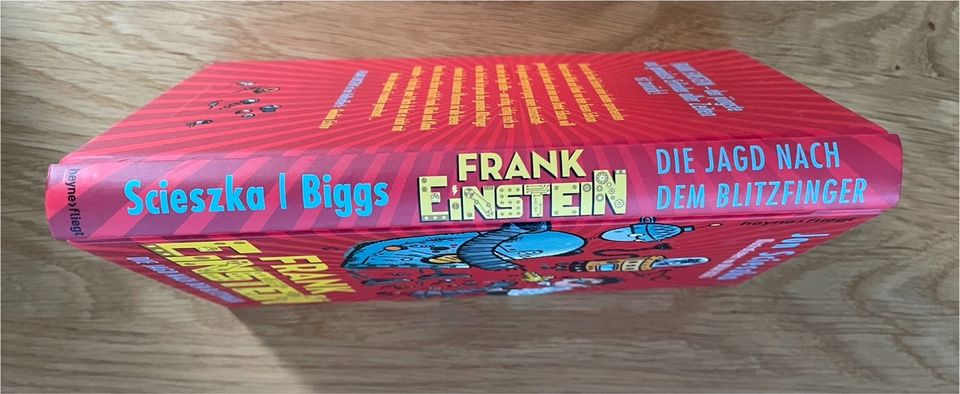 Buch „Frank Einstein - Die Jagd nach dem Blitzfinger“ in Würselen