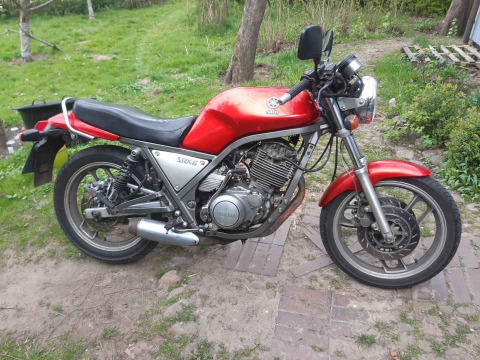 Motorrad Yamaha SRX 600 1XM Super Single in Sottrum