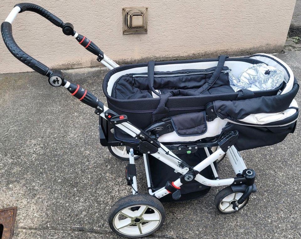 Hartan Kinderwagen in Homburg