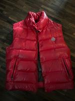 Original Moncler Weste Gr 4 rot Frankfurt am Main - Bockenheim Vorschau