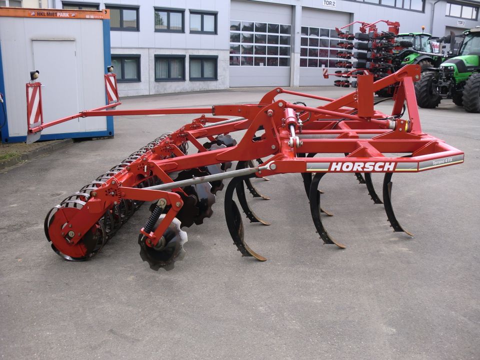 1 gebr. Horsch-Grubber Terrano 4 FX / 4 mtr. in Bad Salzuflen