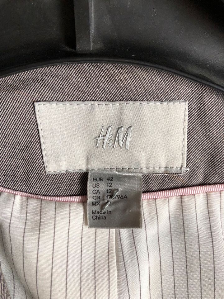 Blazer grau, H&M, Größe 42, in Bad Wildungen