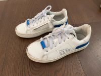 Halbschuhe Momino Gr 31 weiß blau Sneaker Leder innen und außen Stuttgart - Stuttgart-Süd Vorschau