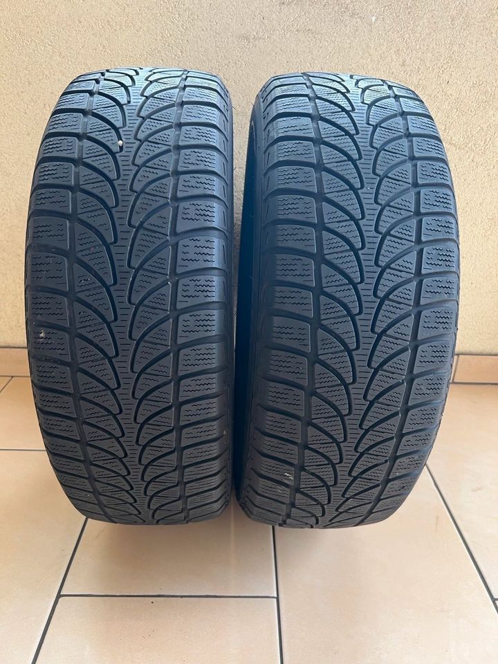 2x 215 60 R16 99H Winterreifen Bridgestone 5,5mm DOT:2016 in Meschede