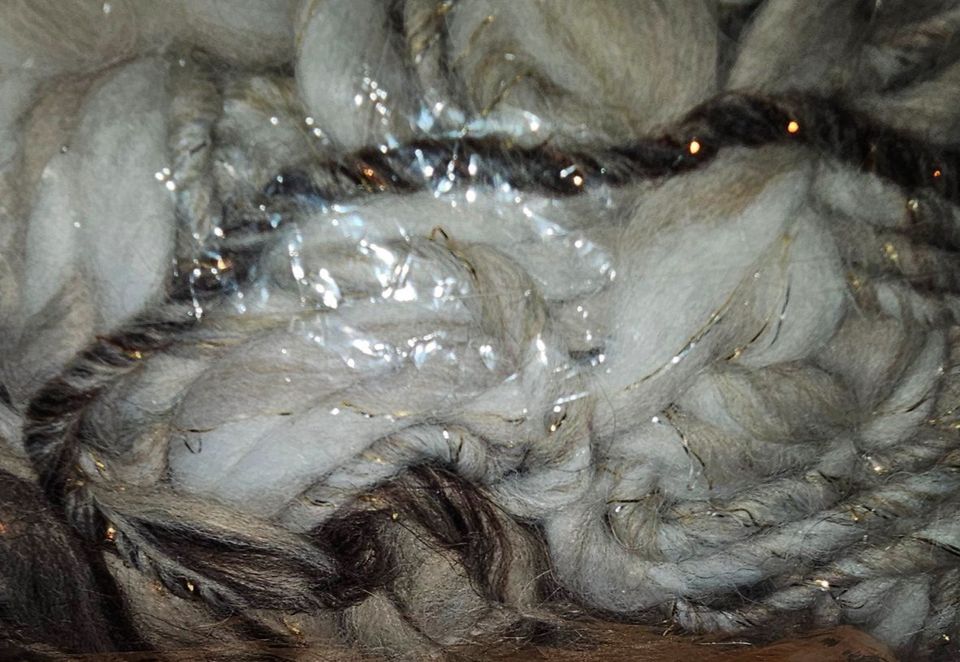 Wolle - Garn - Wollreste - Ca. 350 Gramm in Süßen