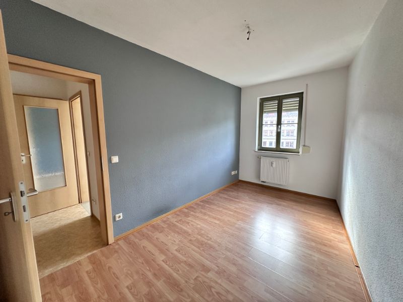 sehr schöne 3 Zimmer mit Balkon - Zentrumsnah + Kautionsfrei + 1 Monat Kaltmiete sparen in Hainichen