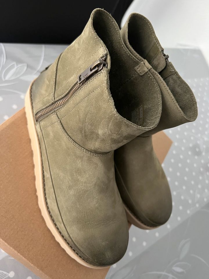 UGG Damen Stiefeletten 39 in Würselen