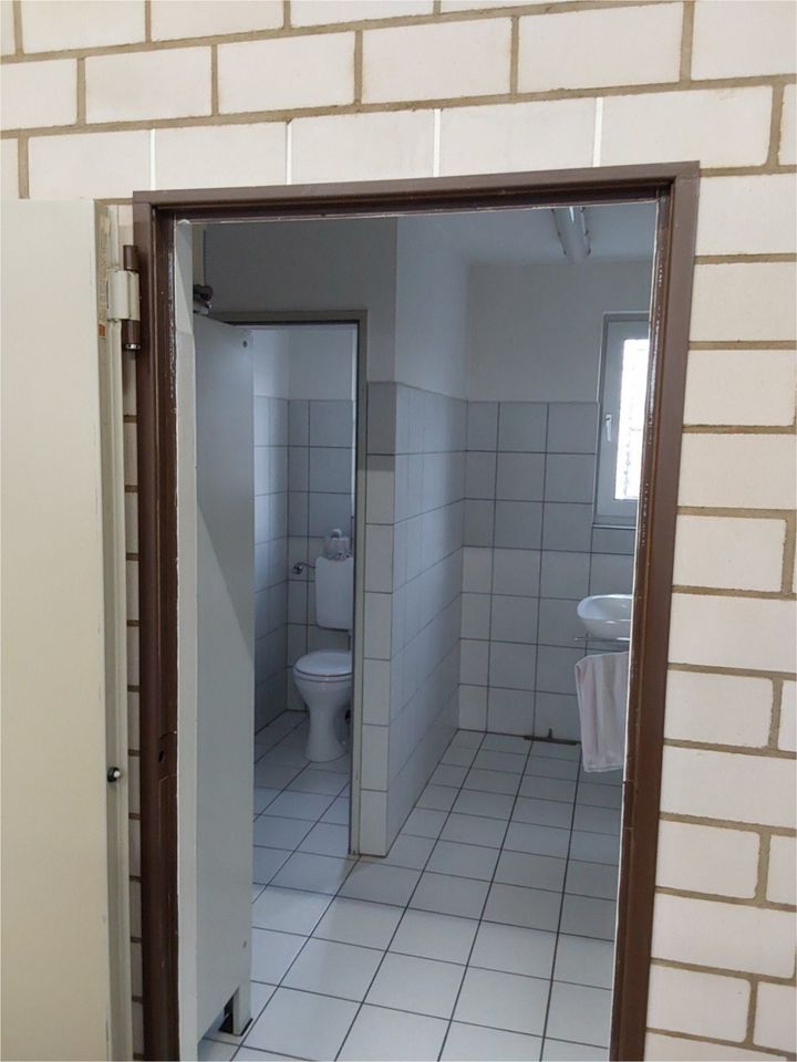 Gewerbehalle mit Wohnhaus (Bürogebäude) ! Keine Maklerprovision ! in Stolberg (Rhld)