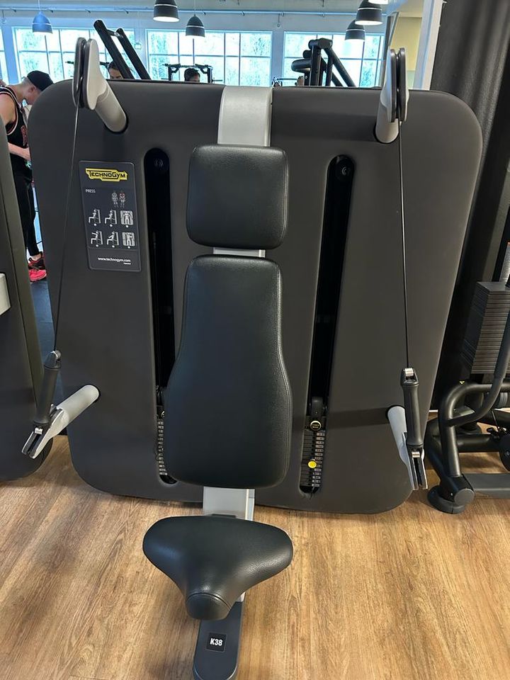 ⚠️Technogym Kinesis Gerätezirkel, 6 Maschinen⚠️ in Langenfeld