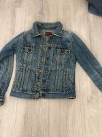 Neu Jeansjacke Gr. XS Hessen - Gießen Vorschau