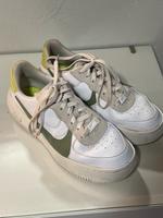 Nike Air Größe 40 Rheinland-Pfalz - Reichenbach-Steegen Vorschau