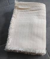 DDR TISCH DECKE TISCHDECKE UNBENUTZT GEWEBT FRANSEN ALT BEIGE RAR Sachsen - Erlau Vorschau