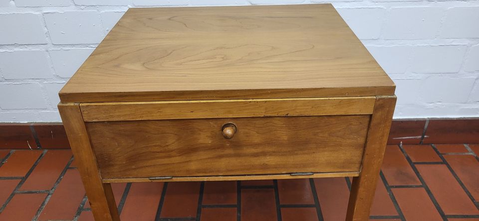 Mid Century Vintage Nähschrank Beistelltisch Kommode Holz 40 50er in Bad Salzuflen