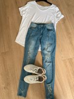 Neuwertige coole Jeans mit Stretch sehr angenehmer Trage Compfort Nordrhein-Westfalen - Oberhausen Vorschau