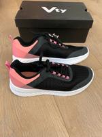 VTY Sneaker Schuhe Gr. 42 NEU ❤️ Hessen - Lampertheim Vorschau