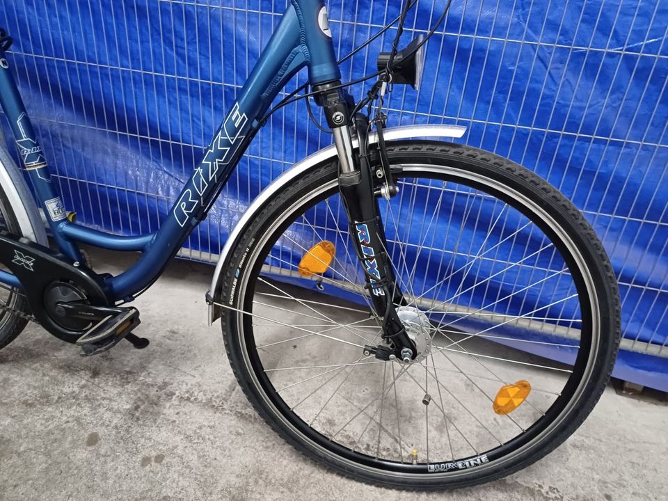 Rixe Damen oder Mädchen 28 Zoll City Fahrrad RH 53 CM in Berlin