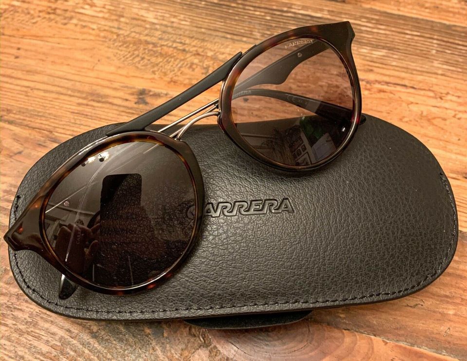 Carrera Sonnenbrille Leo Print Sunglasses Summer in Stuttgart