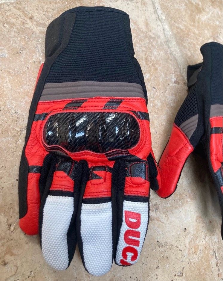 DUCATI Motorrad Handschuhe Gr. 10 in Stuttgart