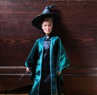 Harry Potter Barbie Puppe ‚Minerva McGonagall‘ Berlin - Treptow Vorschau