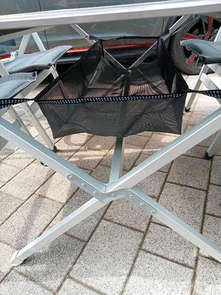 1x Crespo Camping Deluxe XL Stühle,Brunner Titanium Next 4 Tisch in Weihenzell
