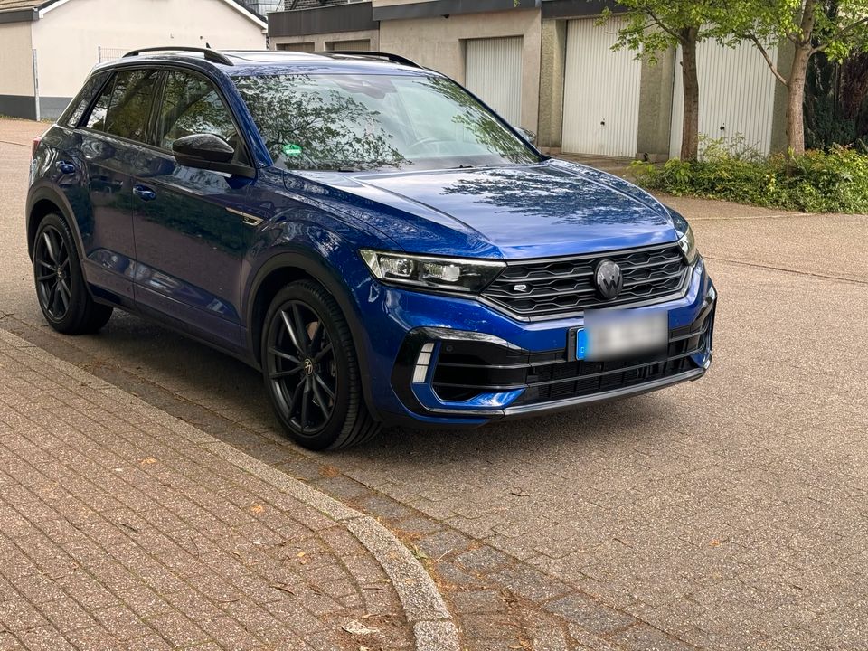 Volkswagen T-Roc R 2.0 DSG 4-MOTION AKRAPOVIC BEATS RÜCKFAHRKAMAR in Oberhausen