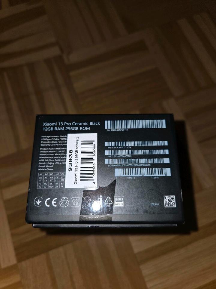 Xiaomi 13 pro Ceramic Black Gebraucht OVP + Ladegerät in Rottenburg am Neckar