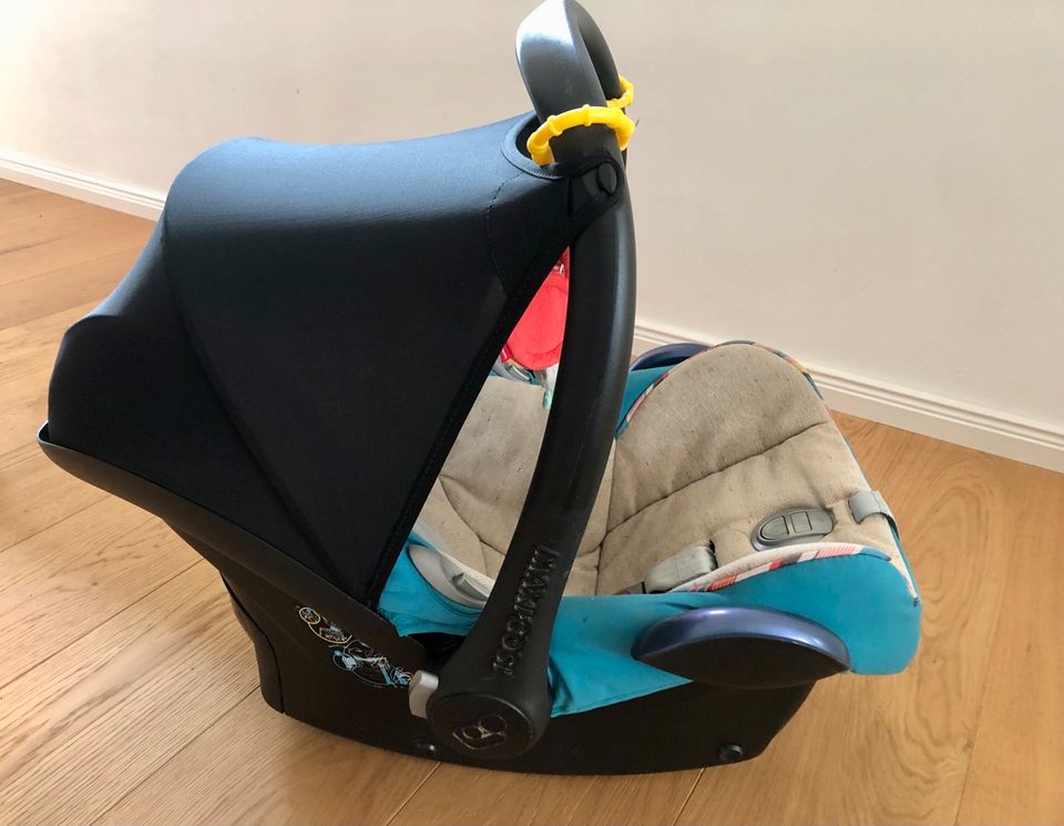 Maxi Cosi CabrioFix Babyschale Autositz Kindersitz in Alfter