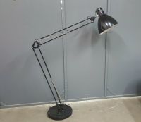 Design Strahler - Stehlampe, höhenverstellbar, Loft-Lampe Köln - Kalk Vorschau
