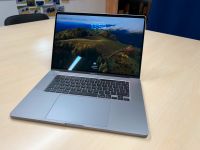 MacBook Pro 16" Intel Core i9 16GB RAM AMD Readon Pro 5500M 4GB Bayern - Aidenbach Vorschau