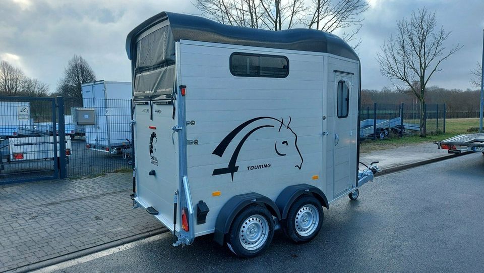 Neuer 2600 KG Pferdeanhänger mit Frontausstieg, Cheval Liberte, Alu, Sattelkammer, Touring Country in Ilsede