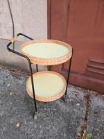 Teewagen DDR 70iger Jahre Korb rollbar Top Zustand Sachsen - Bischofswerda Vorschau