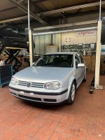 Vw Golf 4 1,6L SR 101ps Niedersachsen - Springe Vorschau